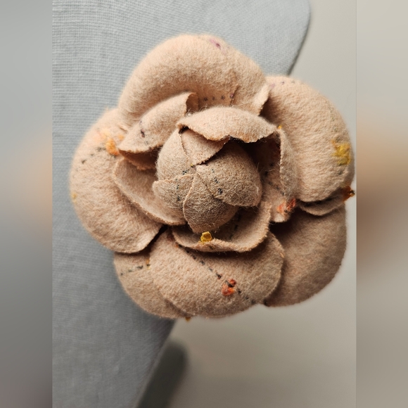 Cloth Rose Brooch &/or Clip ☆Stitching Design Yellow & Orange - Picture 5 of 10